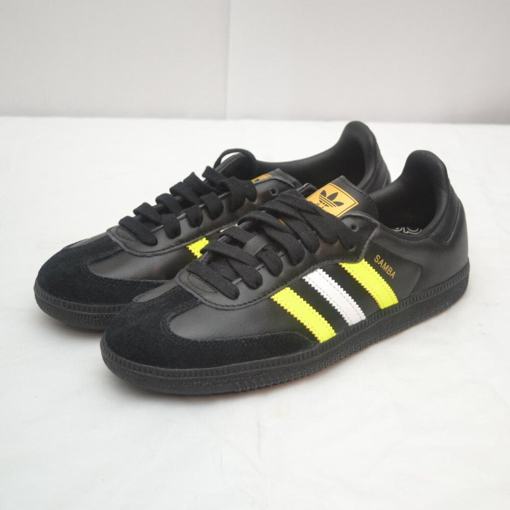 Adidas Men's (and Women) Samba OG Shoes 5 Men's Fits Women's 6 up to 6.5 - 24CM